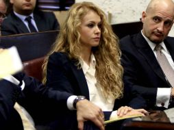 Paulina Rubio le da seis mil 750 dólares al mes a Nicolás Vallejo-Nágera. ARCHIVO /