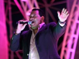 El cantante Tito Nieves también hará su aparición en el tributo a la salsa. ARCHIVO /