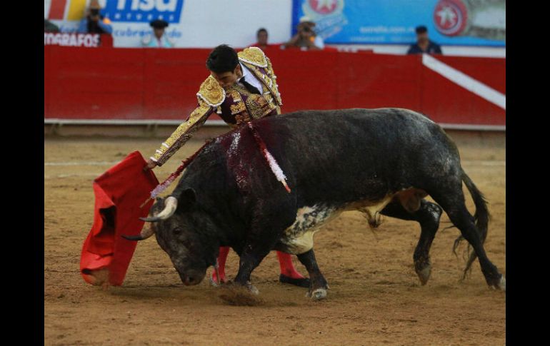 El sábado se tendrá una fiesta pública con la presentación de cuatro toros a muerte. ARCHIVO /