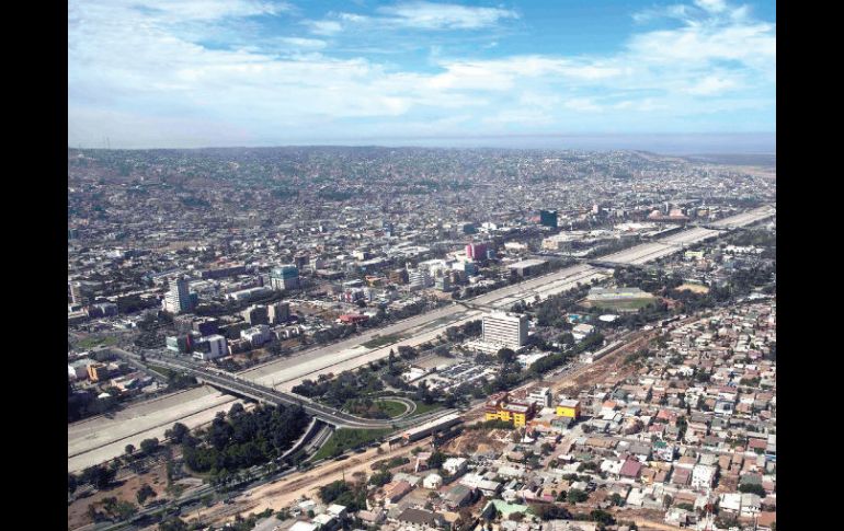 Franja. La cúpula empresarial en Tijuana encabeza el amparo colectivo. AP /