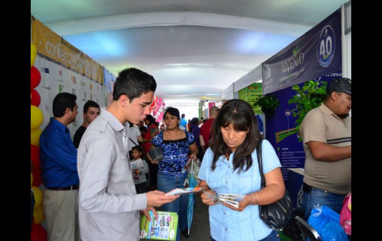 La Feria de la Vivienda está ubicada en la Plaza Tapatía, un lugar de gran afluencia de paseantes y turistas.  /