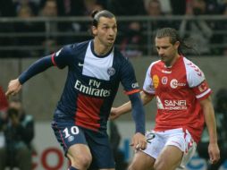 El sueco Zlatan Ibrahimovic durante el juego contra Reims. AFP /