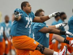 El tackle ofensivo Jonathan Martin habló con Ted Wells durante siete horas, el pasado 15 de noviembre. ARCHIVO /