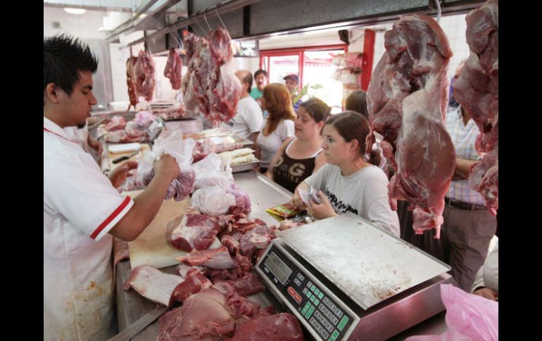 Ahora México podrá envíar productos como carnes, vísceras y despojos congelados a Hong Kong. ARCHIVO /