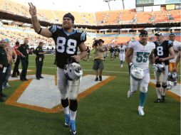 Greg Olsen (88) fue el receptor de la anotación que le dio la victoria a las Panteras de Carolina. AP /