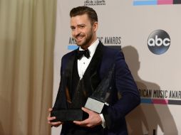 Justin Timberlake agradeció el apoyo de los fans, encargados de elegir a los galardonados. AP /