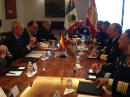 Morenes con Salvador Cienfuegos en Semar, es la primera visita de un ministro de Defensa español. FOTO: Twitter @Defensagob ESPECIAL /