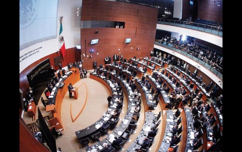 El pleno del Senado abrió el debate de la reforma financiera, con la presentación del dictamen por parte de la Comisión de Hacienda. ARCHIVO /