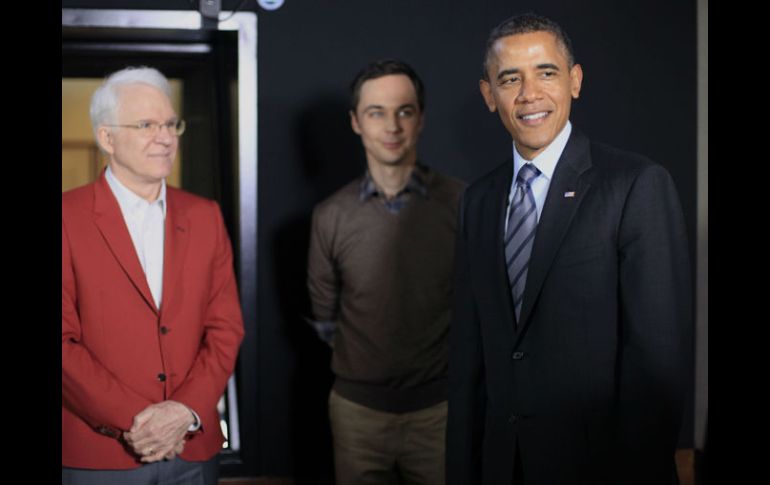 Los actores Steve Martin y Jim Parsons hicieron una demostración de la tecnología utilizada en los estudios. AFP /