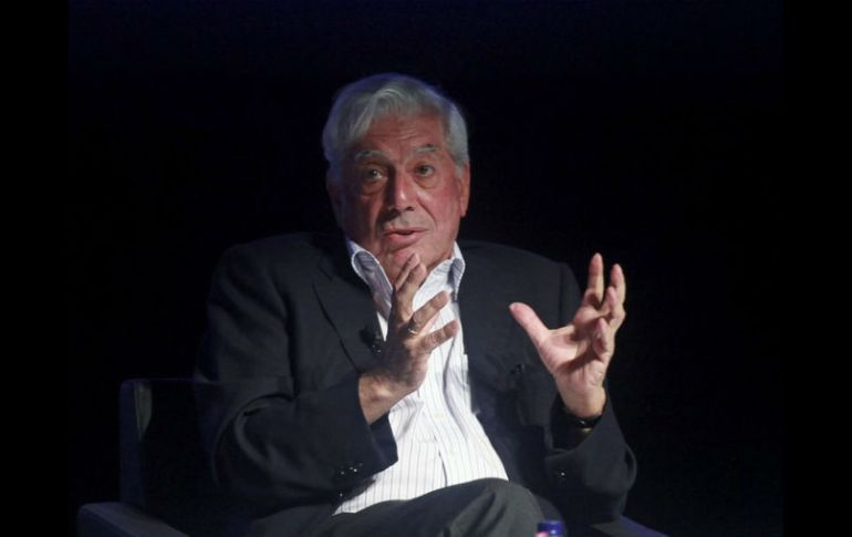 Vargas Llosa también será uno de los protagonistas en la Feria Internacional del Libro de Guadalajara. ARCHIVO /