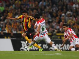 Leones Negros cumplió a la expectativa de la gente que hizo un lleno en el Jalisco para verlos enfrentar al Necaxa.  /