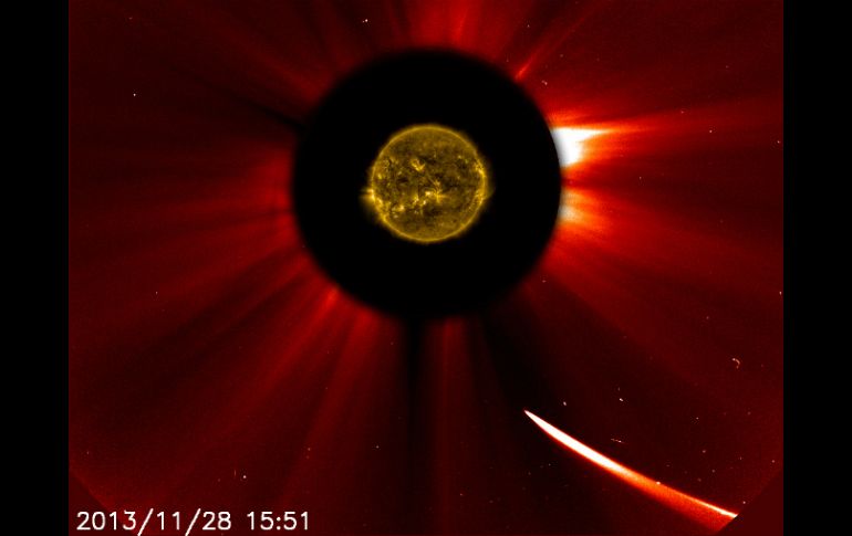 Las imágenes de la NASA mostraron al cometa acercándose al sol.  /