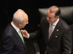 Shimon Peres, en su visita al Senado de la República, donde Raúl Cervantes Andrade le transmitió la solidaridad del pueblo mexicano. NTX /