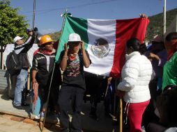 Los padres de familia de San Jacinto Amilpas emplazaron al gobierno de Gabino Cué. NTX /