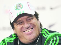 La corriente de opinión se pone a favor de Miguel Herrera para continuar como entrenador de la selección mexicana. MEXSPORT /