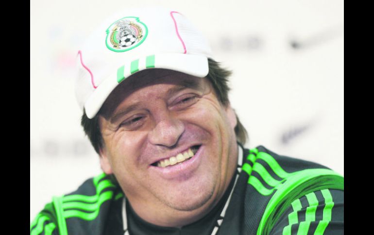 La corriente de opinión se pone a favor de Miguel Herrera para continuar como entrenador de la selección mexicana. MEXSPORT /