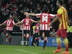 El Barcelona cayó por primera vez en La Liga y comparte el liderato con el Atlético de Madrid. EFE /