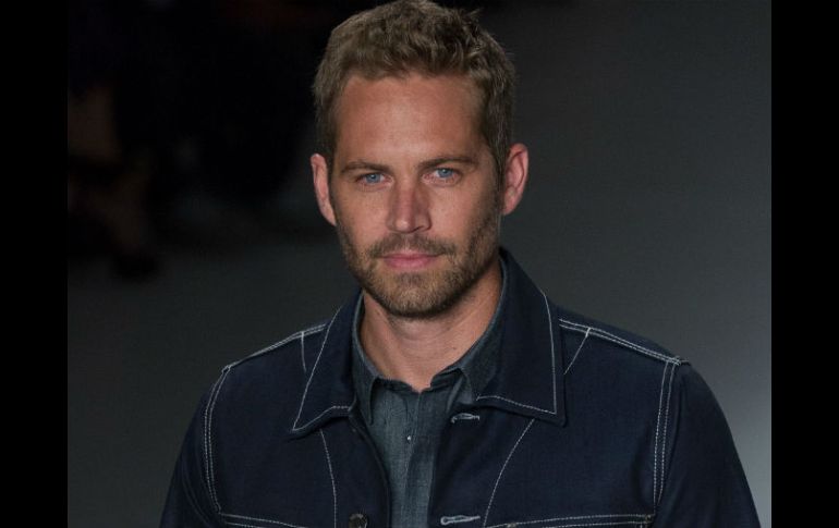 Las autoridades anuncian que retrasarán la autopsia al cuerpo de Paul Walker. ARCHIVO /