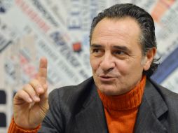 Prandelli dice que con esta propuesta se evitará en mayor medida el cansancio de los futbolistas. REUTERS /