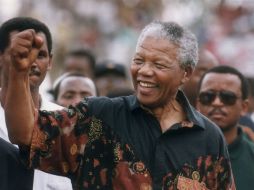 Mandela realizó una de las luchas más importantes contra la discriminación racial en su país. ARCHIVO /