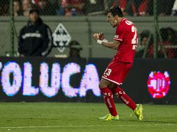 Benítez celebra el gol con el que Toluca ganó el partido. AFP /