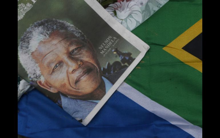 El lunes 10 de diciembre se realizará una sesión especial del parlamento para rendir tributo a Mandela. AP /