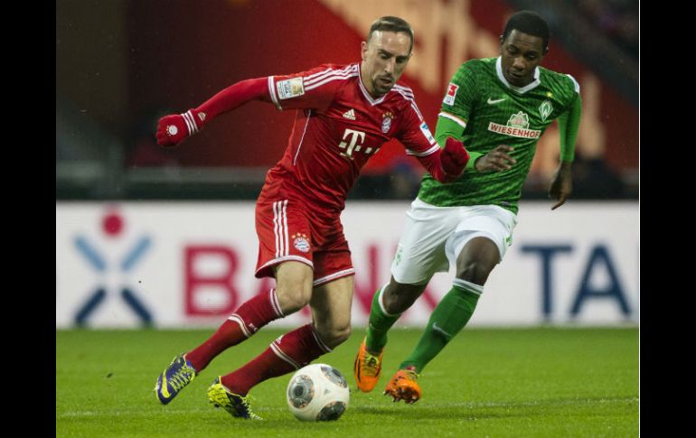 El francés Franck Ribéry dirigió la goleada del Bayern de Múnich en casa del Werder Bremen. AFP /