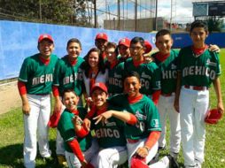 Los integrantes de la selección mexicana de beisbol infantil, categoría 11-12 años. Tomada de femebe.net. ESPECIAL /