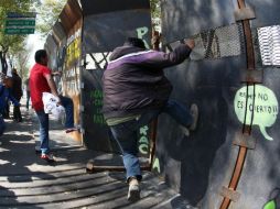 La SSP-DF no ha reportado incidentes, ni confrontaciones en la protesta que se efectúa en el Senado. ARCHIVO /