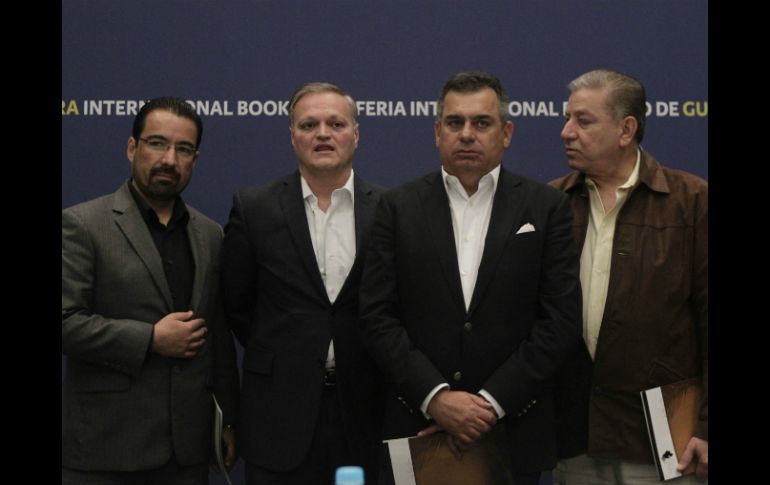 Ángel Gutiérrez, Ricardo del Valle, Jorge Verea y José Antonio Fernández, consejo directivo del Premio Jalisco de Periodismo.  /