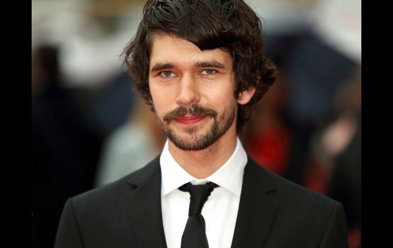 Whishaw, de 33 años, participó en la cinta 'Skyfall' con el papel de 'Q'. ARCHIVO /