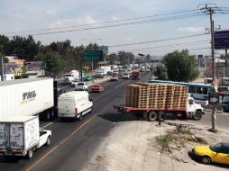 Las obras: Periférico y Juan de la Barrera (foto), Prolongación López Mateos y Ramón Corona, y Periférico y el Camino a Colimilla. ARCHIVO /