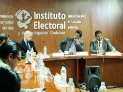 Explican que se iniciará el proceso electoral de 2015, en la segunda quincena de noviembre. ARCHIVO /