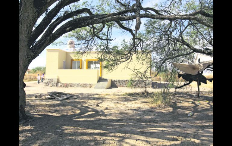 Freno a casas. Una de las nuevas edificaciones en Talicoyunque, criticadas por construirse “en medio de la nada”.  /