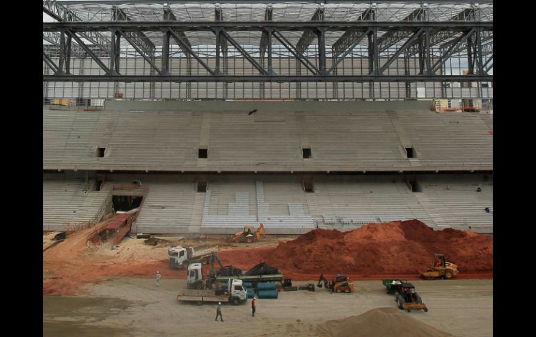 Autoridades piden la suspensión de la construcción debido a los accidentes. EFE /