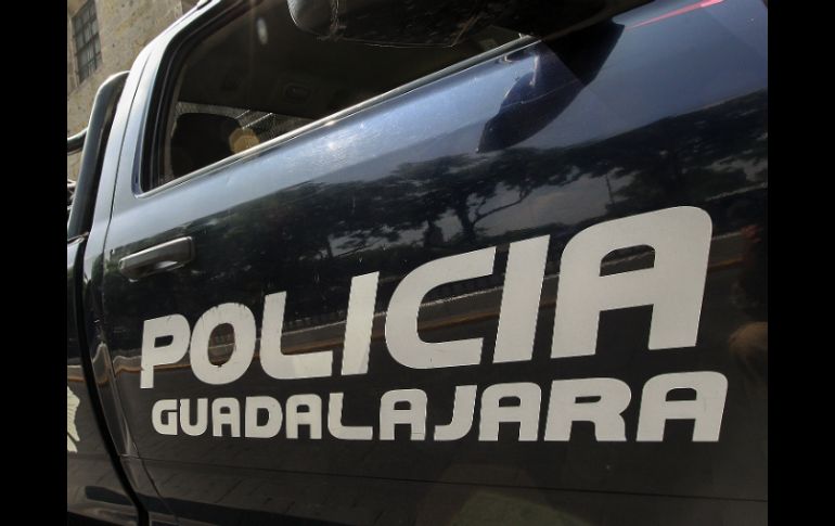 Elementos de la Policía de Guadalajara arribaron al lugar. ARCHIVO /