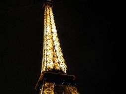 La Torre Eiffel es una de las mayores atracciones turísticas a nivel mundial. ARCHIVO /