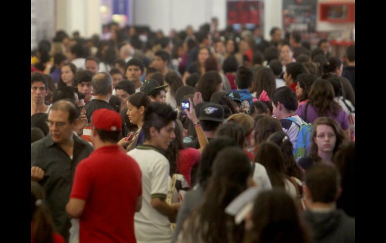 El 2014 marca el inicio de la etapa en que el país contará con la mayor cantidad de mexicanos en edad de trabajar de su historia. ARCHIVO /