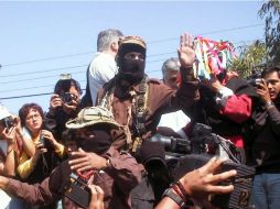 Marcos vuelve a la escena a poco menos del vigésimo año del Ejército Zapatista de Liberación Nacional. ARCHIVO /