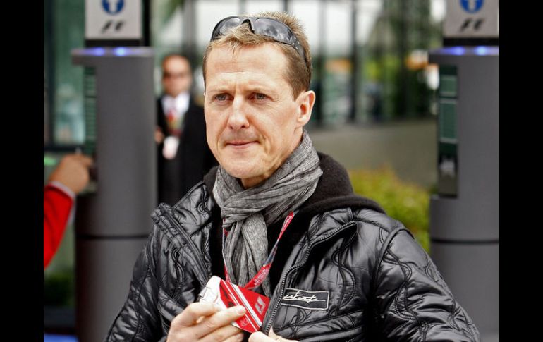 Michael Schumacher sufrió una caída mientras esquiaba en los Alpes franceses junto a su hijo.  /