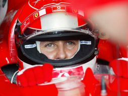 Los médicos que atienden a Michael Schumacher señalan que no pueden prever la evolución del paciente y que aún queda 'camino por andar'  /