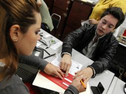 Las credenciales del IFE con terminación 09 y 12 deberán ser renovadas para poder participar en procesos electorales. ARCHIVO /