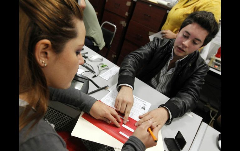 Las credenciales del IFE con terminación 09 y 12 deberán ser renovadas para poder participar en procesos electorales. ARCHIVO /