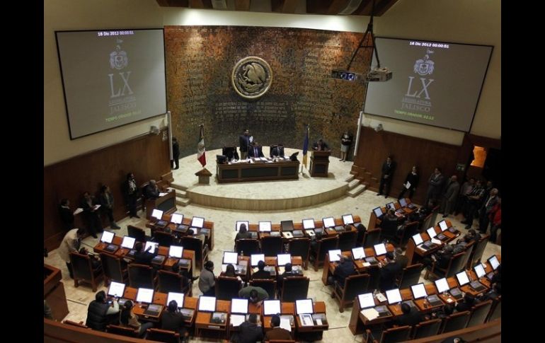 Para el coordinador de los diputados del PAN en el Congreso local, es preocupante el endeudamiento en la mayoría de los municipios. ARCHIVO /