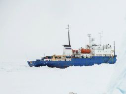 Buscan rescatar a los 52 científicos, turistas y tripulantes del barco ruso MV Akademik Shokalskiy. ARCHIVO /