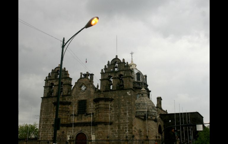 Modernizarían sólo una parte de las luces en las calles del municipio.  /