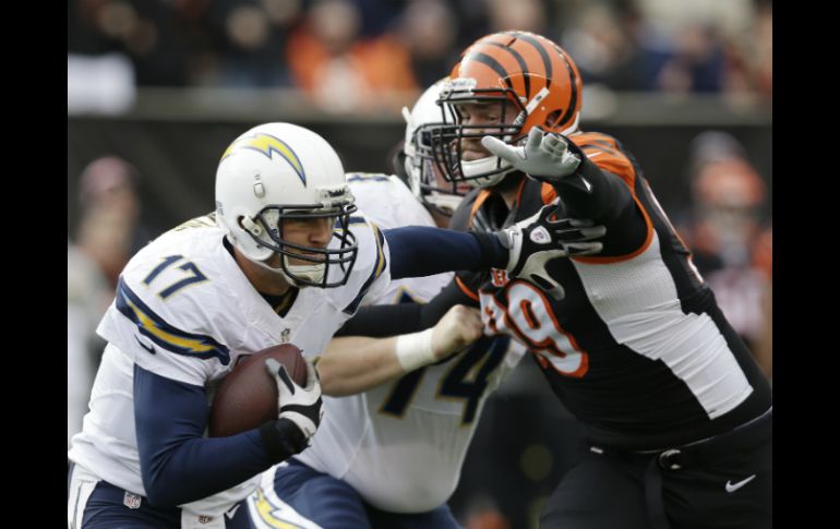 Philip Rivers y los Cargadores aprovecharon cada error cometido por los Bengalíes. AP /