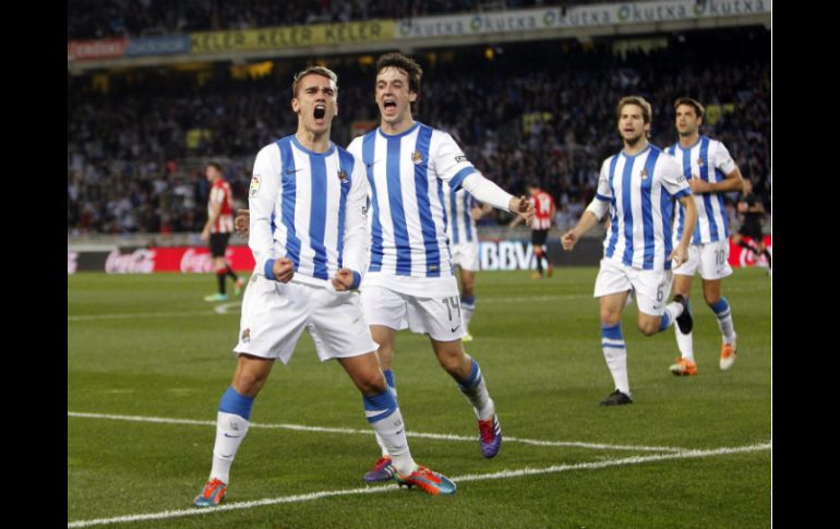 Antonie Griezmann celebra la primera anotación del equipo de la Real Sociedad. EFE /