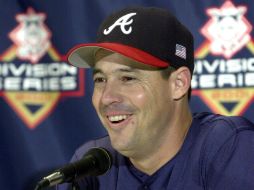 Greg Maddux superó la barrera de las 300 victorias con los Bravos de Atlanta. AP /