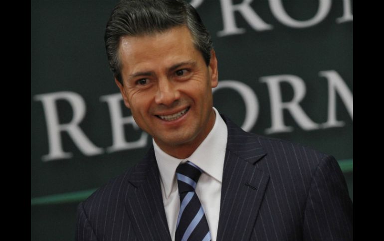 Peña Nieto afirma que se requiere de la eficacia de todas las secretarías de Estado para aplicar las reformas avaladas. AP /